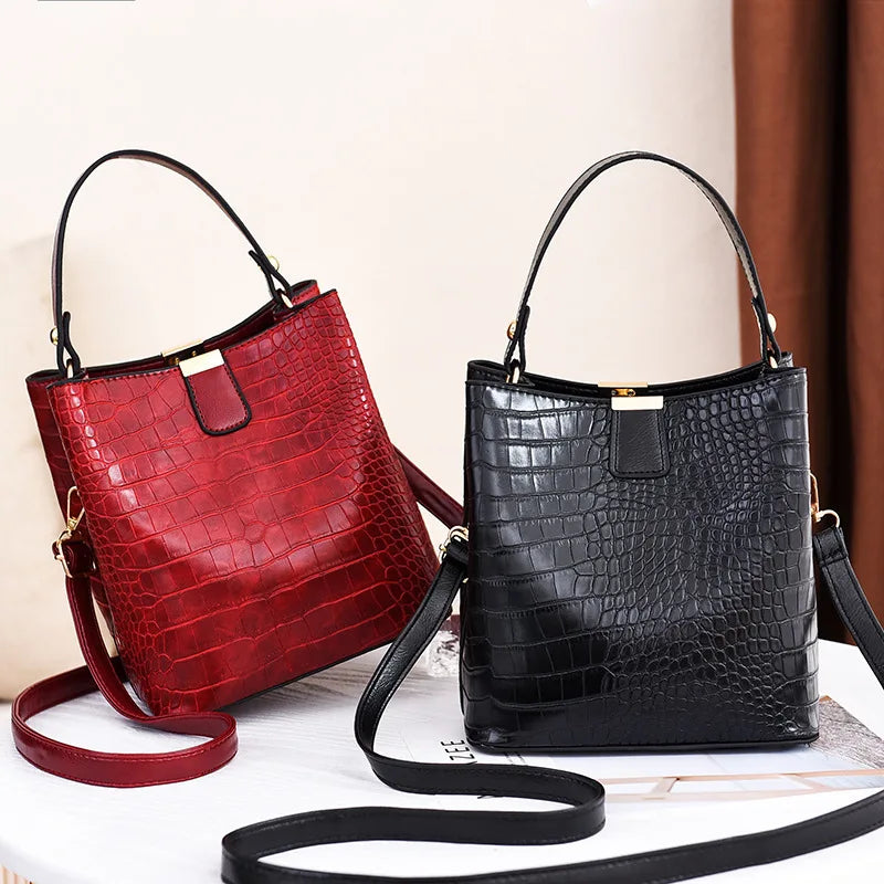 Sac à bandoulière effet croco