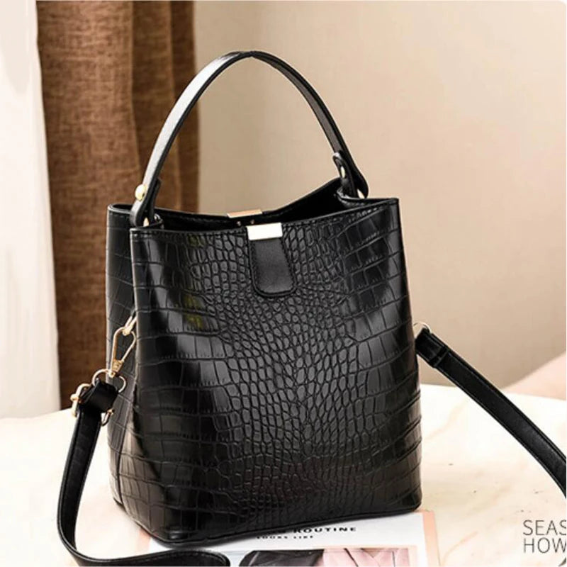 Sac à bandoulière effet croco