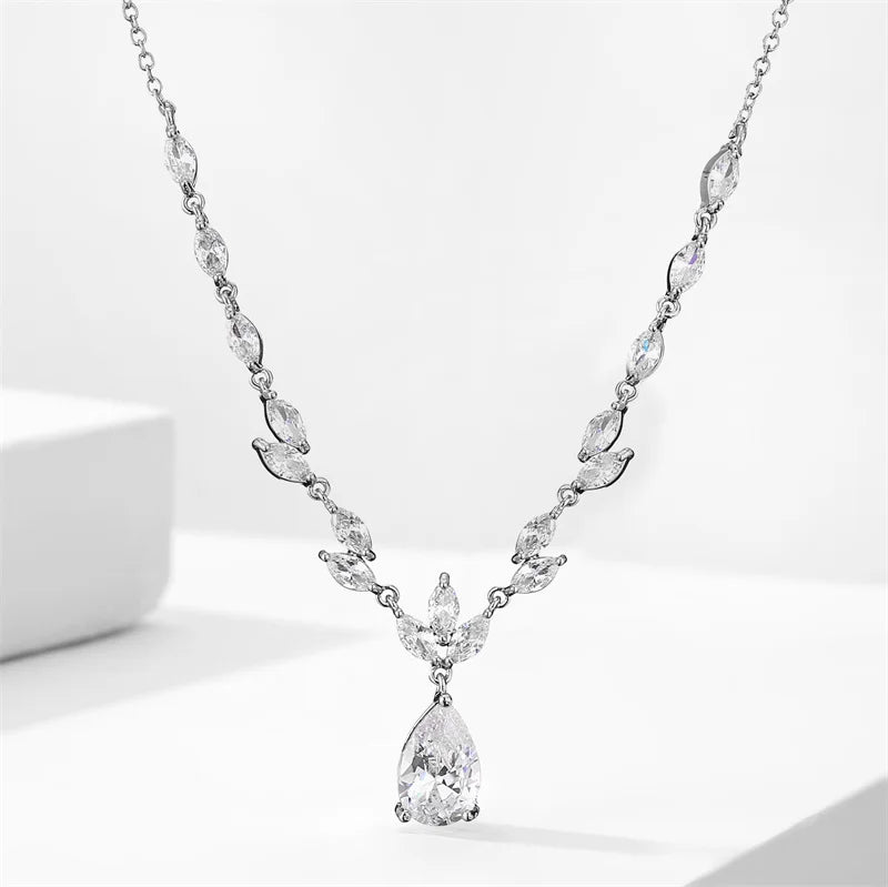 Parure Collier & Boucles d'Oreilles Zircon